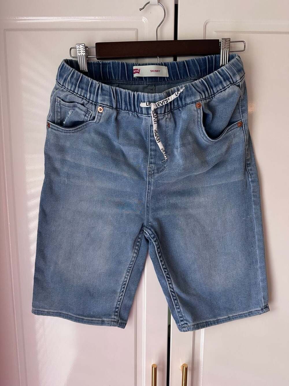 Levi's Skinny Pull-On Shorts Size XL Light Blue Denim